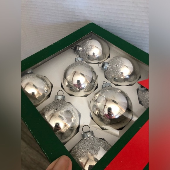 Vtg Silver Holiday Ornament Set - Picture 2 of 8
